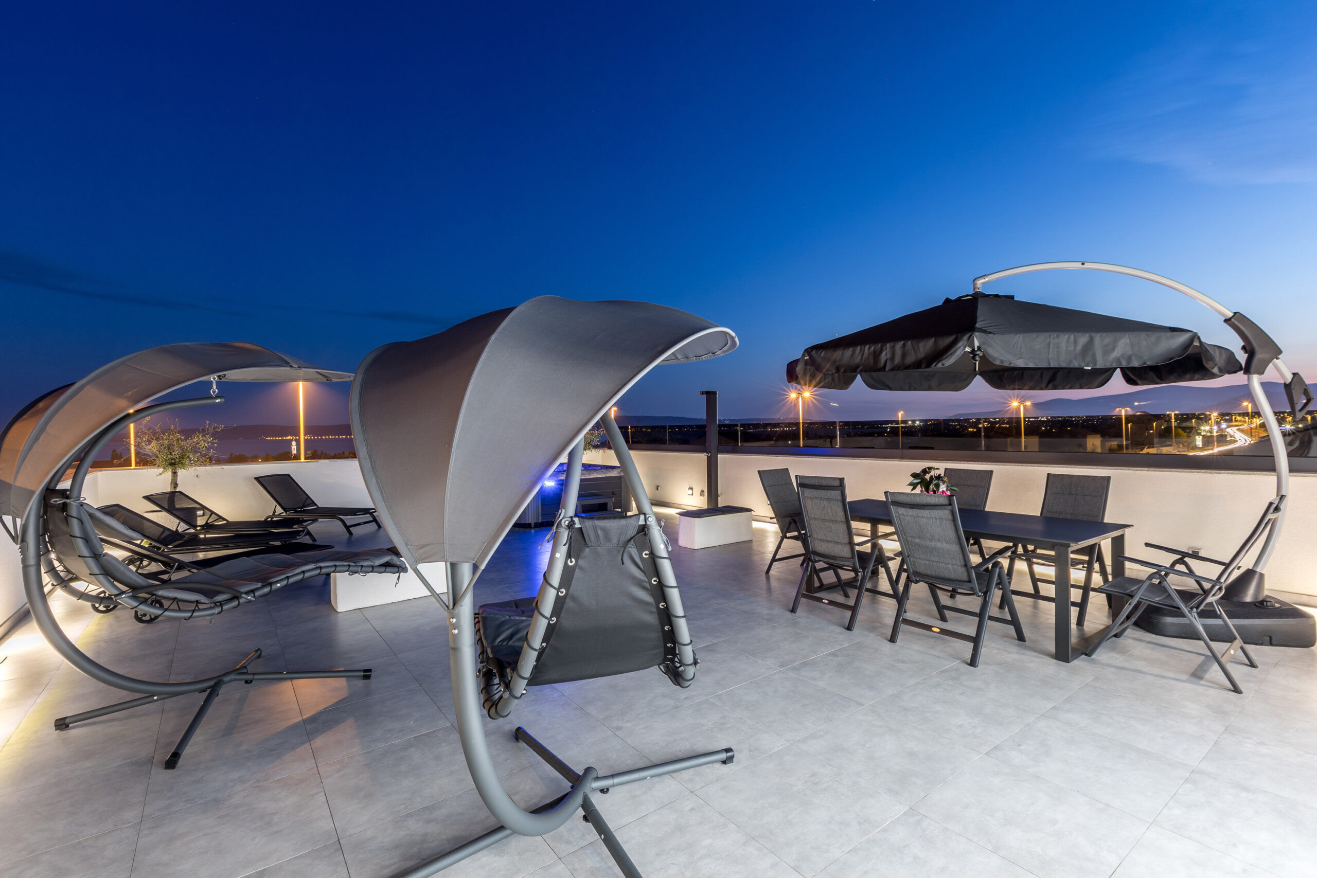 private outdoor seating